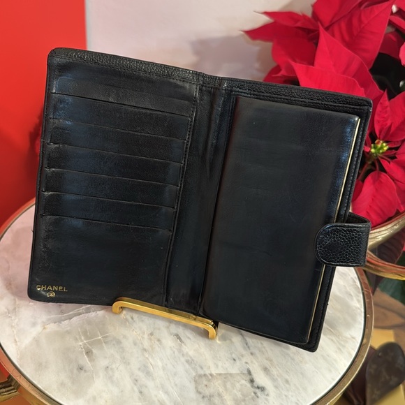 Chanel Caviar Skin Black long bifold wallet clean and beautiful - Picture 6 of 16